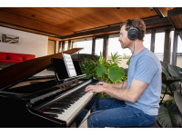 <b>Piano cauda digital eletrónico Roland GP-3-PE Preto Polido design acabamentos luxuosos BEST-SELLER</b> <b>Piano cauda digital eletrónico Roland GP-3-PE Preto Polido design acabamentos luxuosos BEST-SELLER</b>